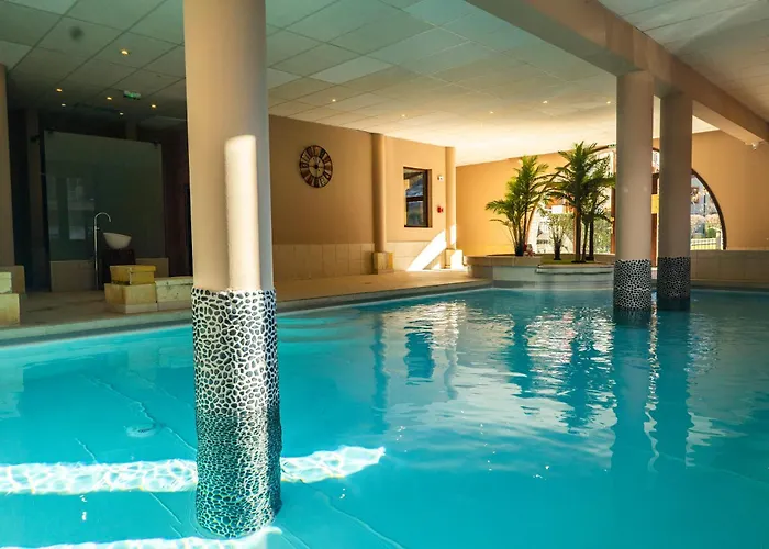 Διαμέρισμα Cost 4 Etoiles Avec Piscine Saint-Lary-Soulan